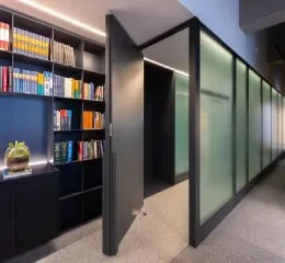 Divisória Corporativa Retrátil 