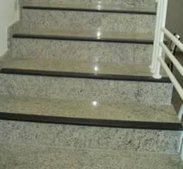 Pisos, Soleiras e Rodapés em Granito