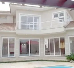 Royal Windows Profiles® Sistema de Esquadrias de PVC