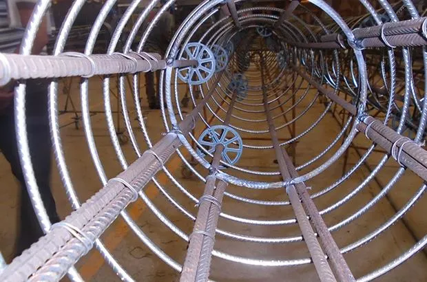 Distanciador para Postes e Estacas – RE