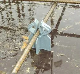 Distanciador Plástico com Garra - CG