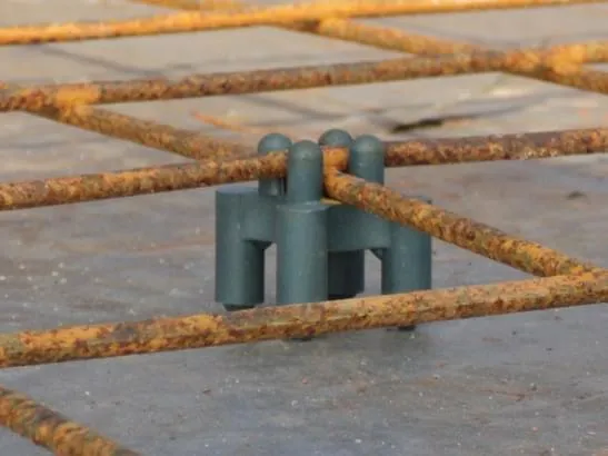 Distanciador Plástico tipo Cadeirinha para Tela Soldada – CPP