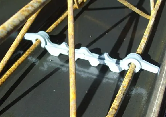 Estribo Plástico para Treliça - LT