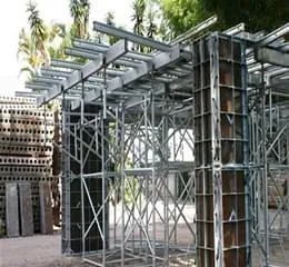 Escoramento com Torres de Encaixe S5