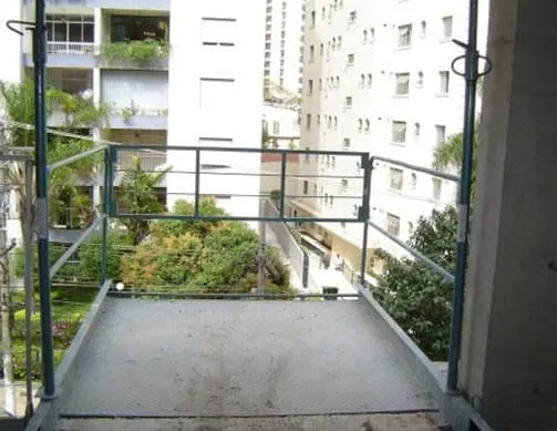 Plataforma para Descarga no Andar