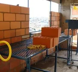 Cavalete Regulável e Plataforma