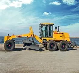 Motoniveladora GR215