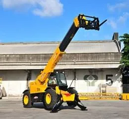 Manipulador Telescópico XT680-170