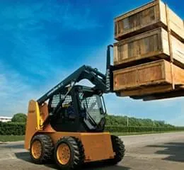 Minicarregadeira CDM 307