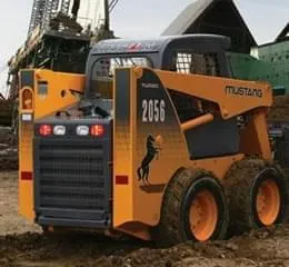 Minicarregadeira 2054 - Sermaq Equipamento