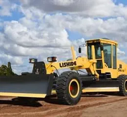 Motoniveladora CMG 165