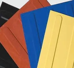 Pisos Podotáteis Direcionais Linha PVC 