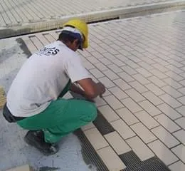 Placas Cerâmicas Extrudadas Antiácidas