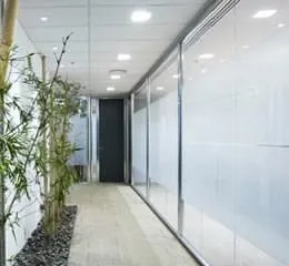 Divisórias Piso-Teto - Interact