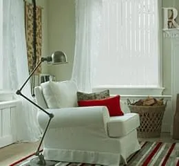 Persianas Verticais em Tecido Resinado