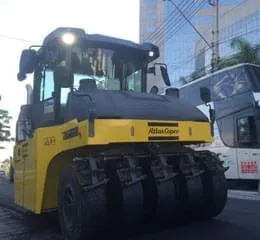 Compactador de Pneu Dynapac CP 1200