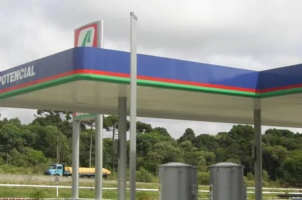 Arremate F em PVC - TEC 125