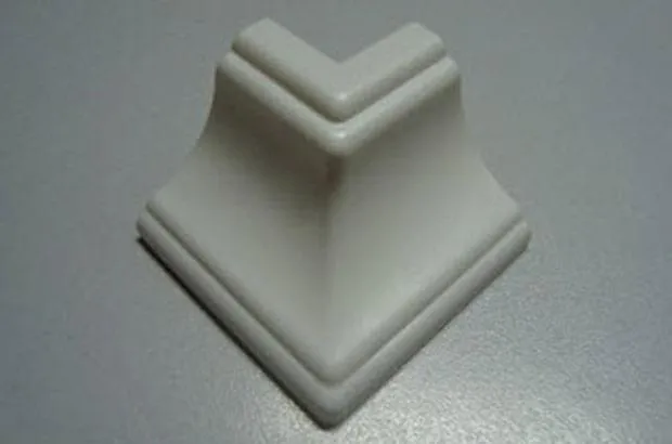 Canto Externo 90° em PVC - TEC 237A