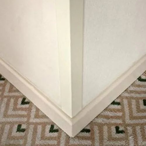 Cantoneira Rígida em PVC - TEC 241