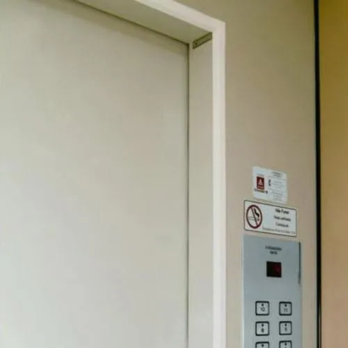 Cantoneira Rígida em PVC - TEC 029