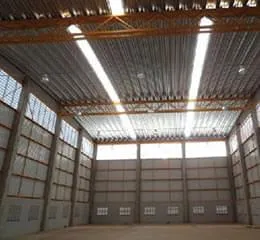 Venezianas Industriais com Aletas em Policarbonato Alveolar