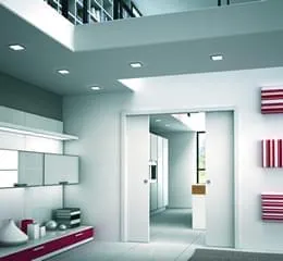         Eclisse ESTENSIONE - Sistema para embutir duas folhas