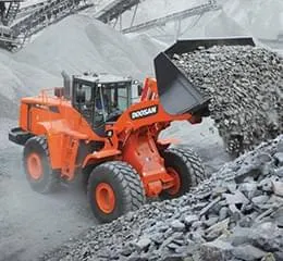 Pá Carregadeira DL550