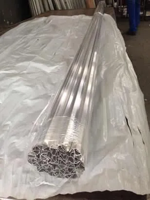 Perfil De Alumínio / Canto De Piso A 070