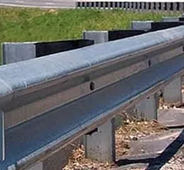 Defensa Metálica (Guardrail)