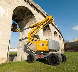 Lança Articulada Autopropelida a Diesel HA 16 RTJ