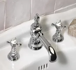 VAC15 Misturador de Bancada c/ Válvula pop-up – Antique – Samuel Heath