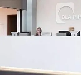 Corian® para Balcões de Recepção