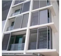 Venezianas e persianas em alumínio