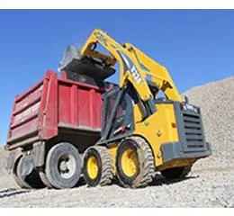 Minicarregadeira Gehl V330 GEN:2