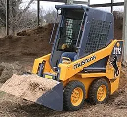 Minicarregadeira 2012