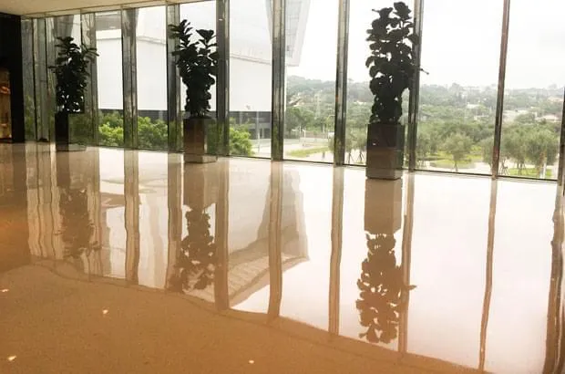 Piso Conclave Granilite