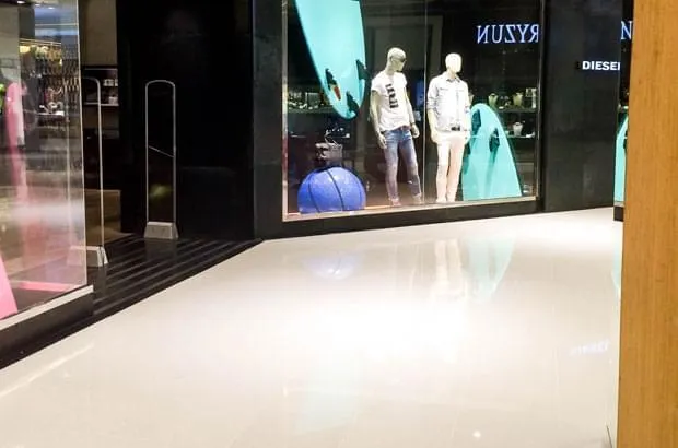 Piso Conclave Granilite