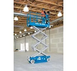 Plataforma Tipo Tesoura Autopropelida GS™-2032