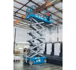 Plataforma Tipo Tesoura Autopropelida GS™-2046