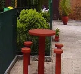 Mesas com banco MR10, MRXPA e BR10