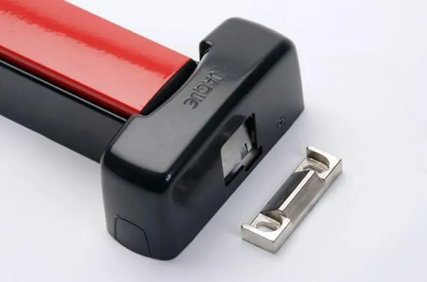 Ferragens para Porta Corta-Fogo 