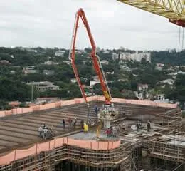 Mastro Hidráulico de Distribuição de Concreto “Spider”