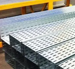 Eletrocalhas Lisas - Calex