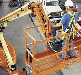 Lança Articulada JLG M 600 JP