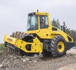                                Rolo Compactador BW 213 PDH-4 