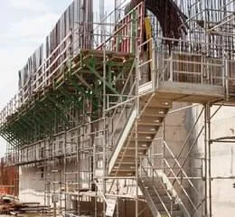 Escada Modulada de Encaixe