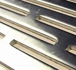 Chapa Perfurada – Furos Retangulares