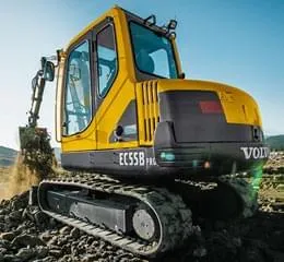 Escavadeira Compacta EC55B PRO