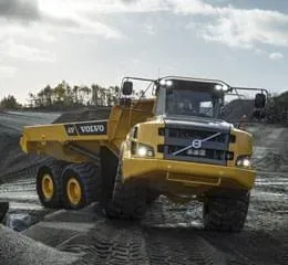 Caminhão Articulado A25F