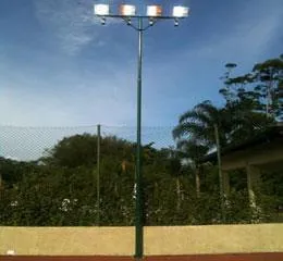 Poste Telecônico Reto